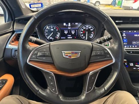 Used 2024 Cadillac XT5 Premium Luxury w/ Technology Package FWD image 11