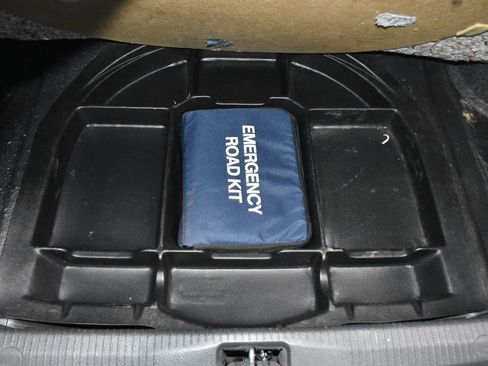 Used 2012 Nissan Altima 2.5 SL w/ Technology Pkg image 31