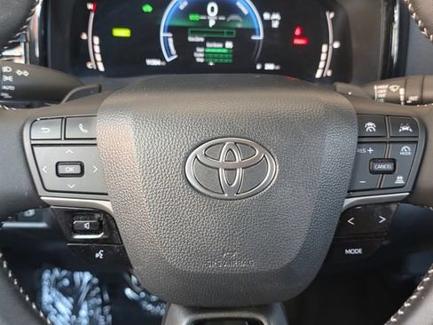 Used 2025 Toyota Camry SE w/ Convenience Package FWD image 26