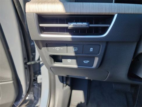 New 2025 Hyundai Sonata Limited image 21