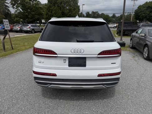 Used 2022 Audi Q7 3.0T Premium Plus AWD/4WD image 4