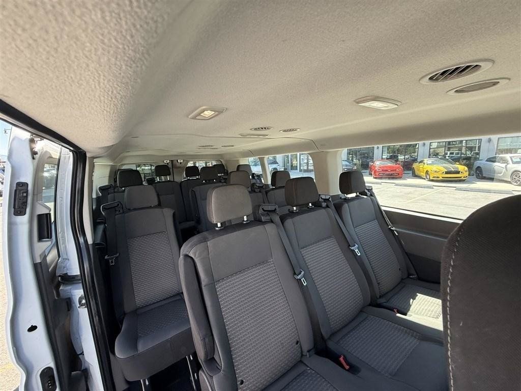 Used 2024 Ford Transit 350 XLT RWD image 18