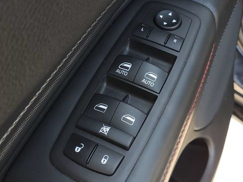 Used 2024 Dodge Durango GT RWD image 24