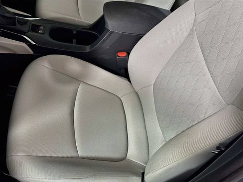 Certified 2024 Toyota Corolla Cross L AWD/4WD image 17