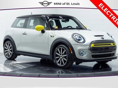 Used 2021 MINI Cooper SE w/ 8.8" Touchscreen Nav Package image 1