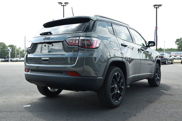 New 2026 Jeep Compass Latitude AWD/4WD image 6