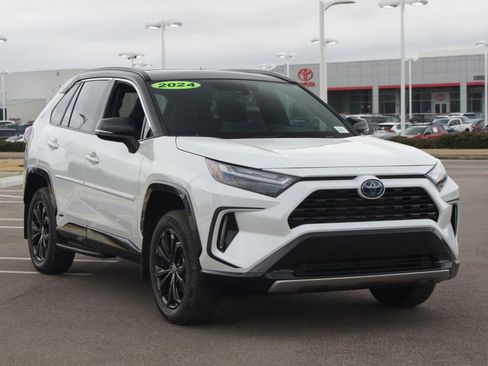Used 2024 Toyota RAV4 XSE w/ Weather Package image 2