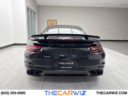 Used 2019 Porsche 911 Turbo S image 15