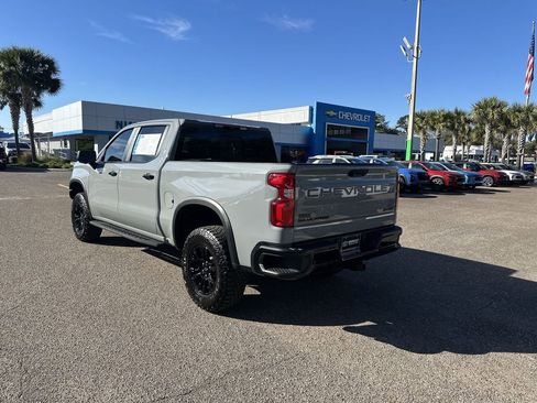 Used 2024 Chevrolet Silverado 1500 ZR2 w/ Technology Package image 14
