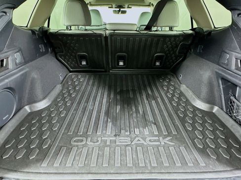 Used 2023 Subaru Outback Limited image 30