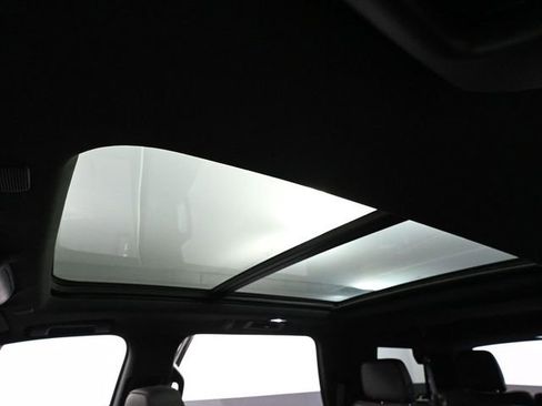 Used 2023 Chevrolet Tahoe RST image 27