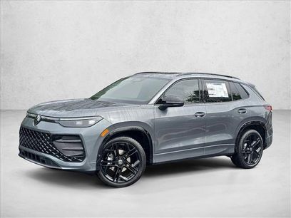 New 2025 Volkswagen Tiguan SE R-Line