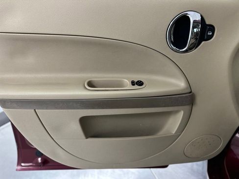 Used 2006 Chevrolet HHR LT image 16