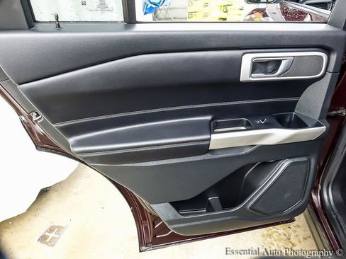 Certified 2022 Ford Explorer XLT w/ Equipment Group 202A image 22