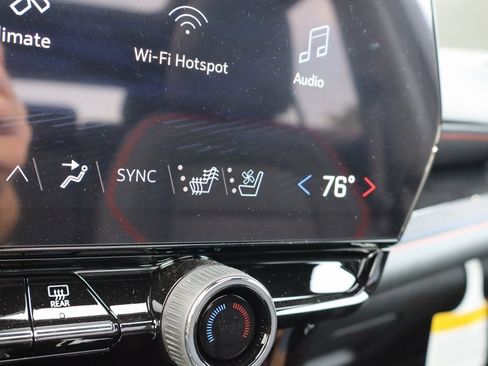 New 2025 Chevrolet Blazer EV RS image 11