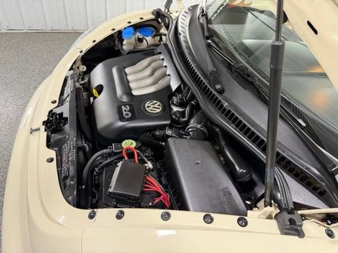 Used 2005 Volkswagen Beetle GLS FWD image 26