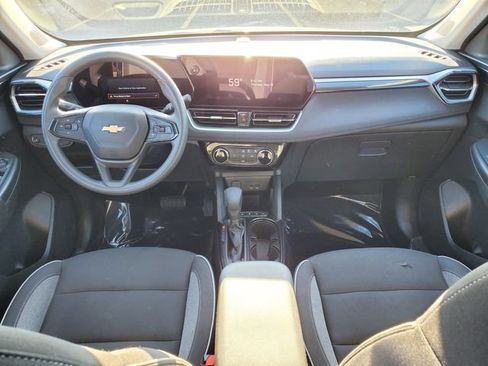 Certified 2025 Chevrolet TrailBlazer LT AWD/4WD image 14