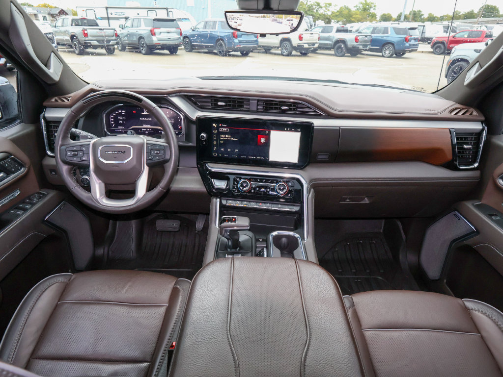 Used 2025 GMC Sierra 1500 Denali AWD/4WD image 13