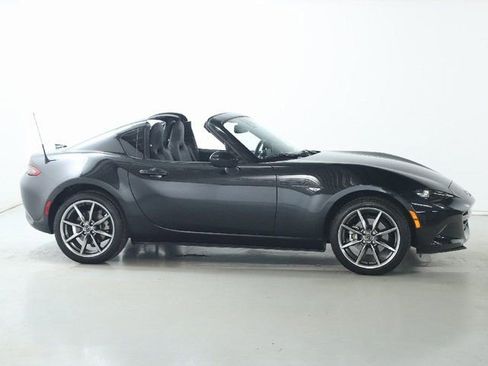 Used 2022 MAZDA MX-5 Miata RF Grand Touring image 11