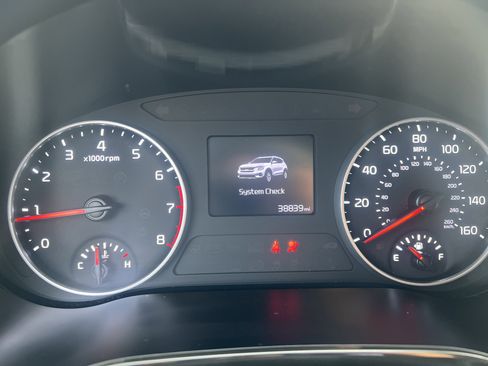Used 2022 Kia Seltos S image 22