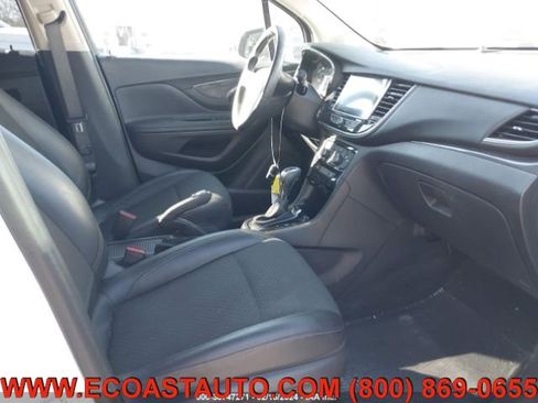 Used 2020 Buick Encore Preferred w/ Safety Package image 10