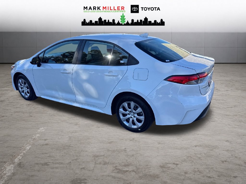 Certified 2024 Toyota Corolla LE FWD image 3