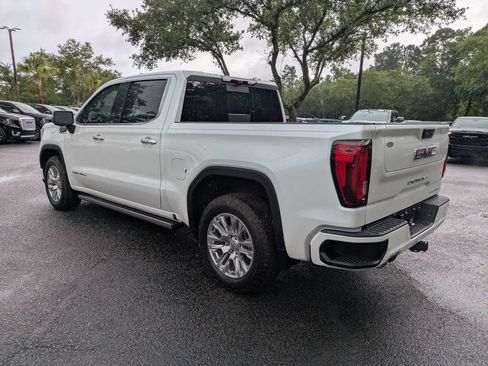 Used 2024 GMC Sierra 1500 Denali w/ Technology Package AWD/4WD image 6