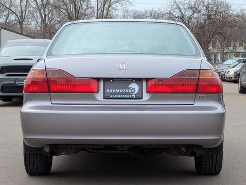 Used 2000 Honda Accord EX image 11