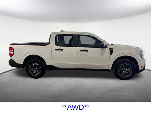 Used 2025 Ford Maverick XLT w/ Equipment Group 302A AWD/4WD image 6