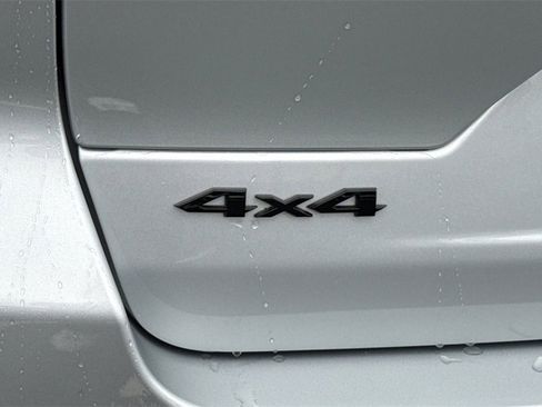 Used 2022 Jeep Grand Cherokee Altitude image 12