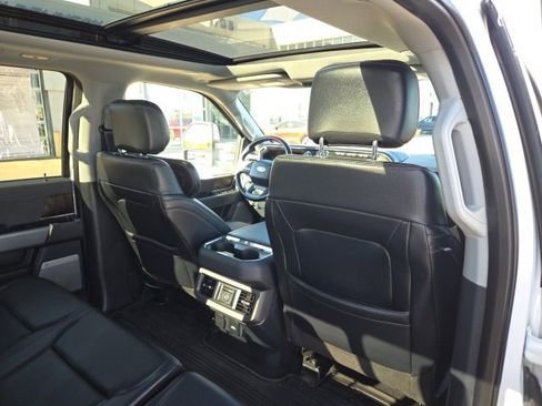 Used 2023 Ford F250 Lariat w/ Lariat Ultimate Package image 50