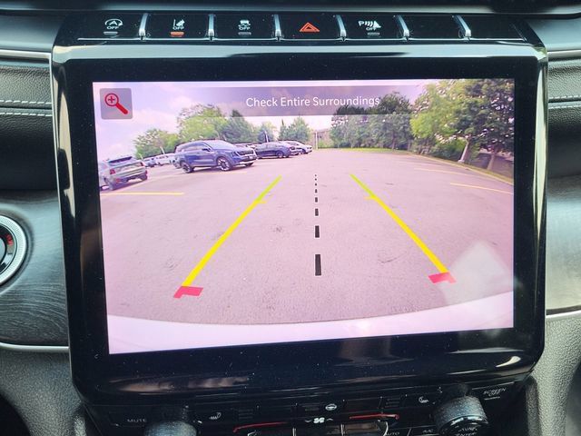 Used 2021 Jeep Grand Cherokee L Limited AWD/4WD image 25