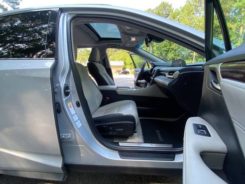 Used 2017 Lexus RX 350 AWD w/ Premium Package image 59