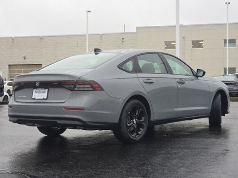New 2025 Honda Accord SE image 17