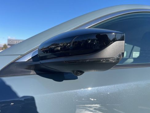 New 2026 Nissan Sentra SR w/ SR Premium Package FWD image 10
