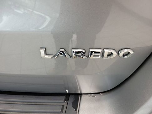 Used 2016 Jeep Grand Cherokee Laredo w/ Quick Order Package 23E image 16