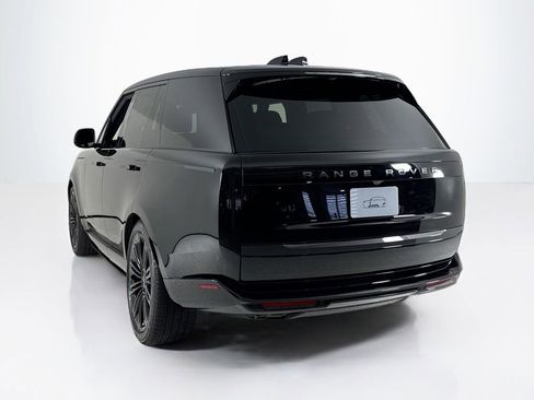 New 2026 Land Rover Range Rover SV AWD/4WD image 3