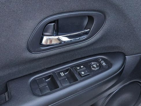 Used 2022 Honda HR-V Sport image 26