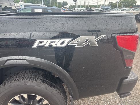 Used 2024 Nissan Titan PRO-4X w/ Off Road Protection Package AWD/4WD image 5