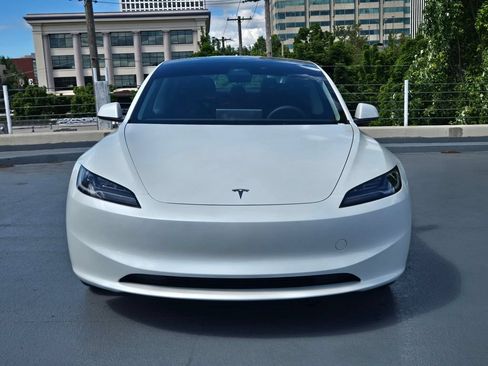 Used 2025 Tesla Model 3 Long Range RWD image 8