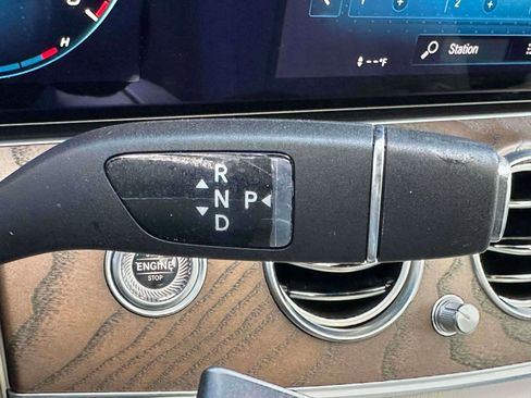 Certified 2021 Mercedes-Benz E 350 4MATIC Sedan image 21