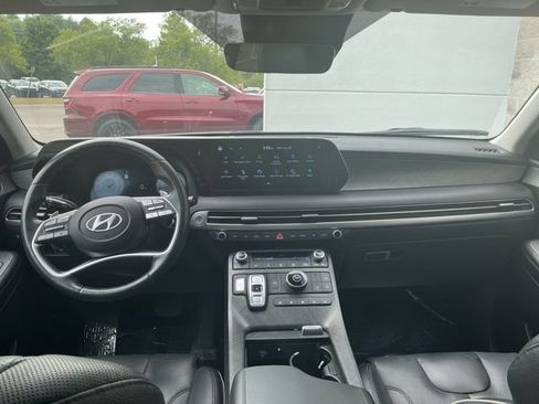 Certified 2024 Hyundai Palisade Limited FWD image 15