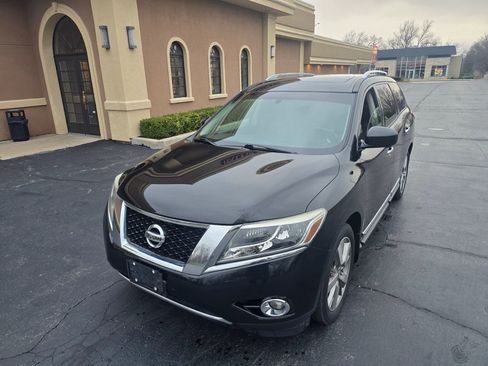 Used 2014 Nissan Pathfinder Platinum w/ Platinum Premium Package image 1