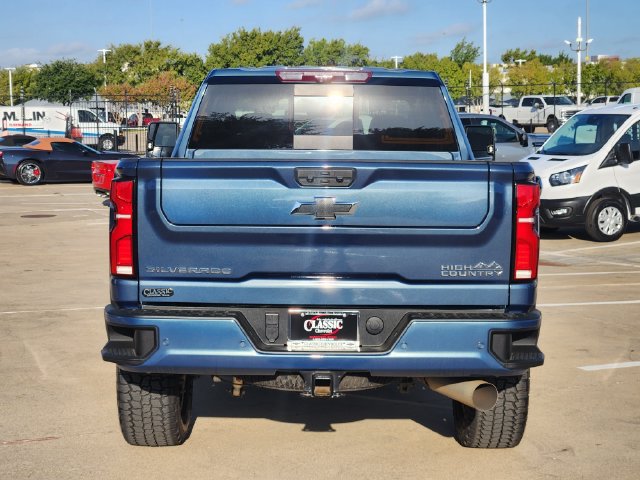 Used 2024 Chevrolet Silverado 2500 High Country w/ Technology Package AWD/4WD image 14