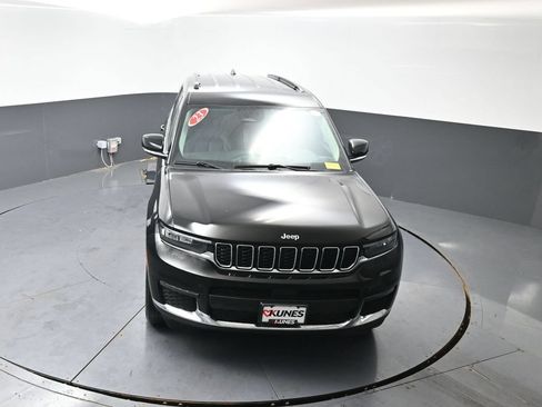Used 2023 Jeep Grand Cherokee L Limited AWD/4WD image 46