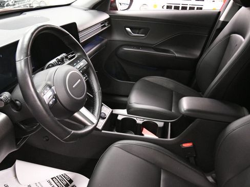 Used 2024 Hyundai Kona Limited AWD/4WD image 23