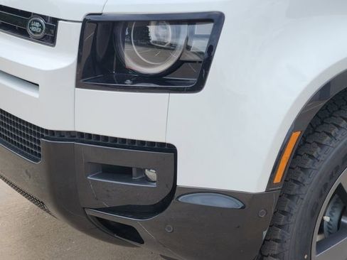 New 2026 Land Rover Defender 110 X-Dynamic SE AWD/4WD image 5