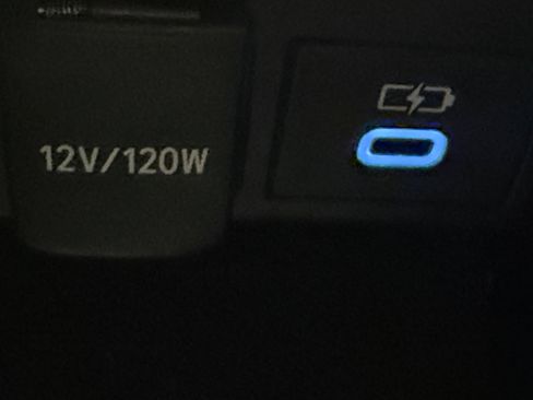 Used 2022 Toyota Corolla SE image 21