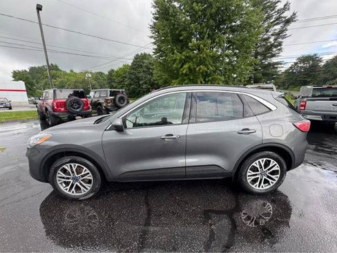 Certified 2021 Ford Escape SEL AWD/4WD image 2