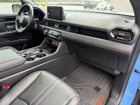 Used 2024 Honda Pilot TrailSport image 26
